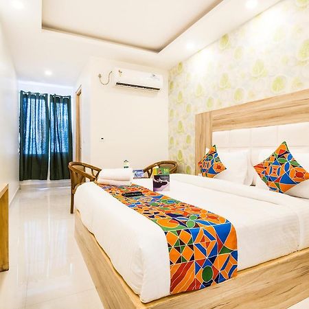 Fabhotel Modesty Delhi Airport Új-Delhi Kültér fotó