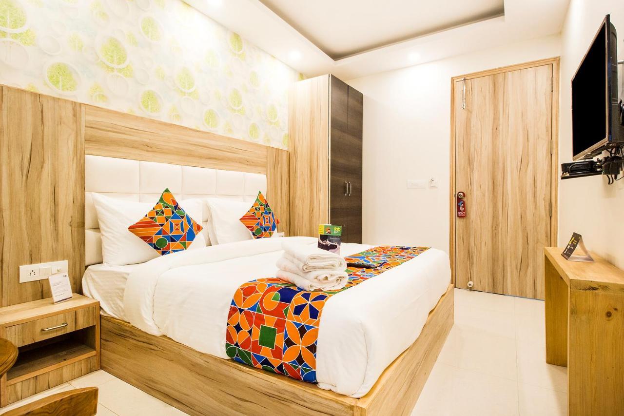 Fabhotel Modesty Delhi Airport Új-Delhi Kültér fotó